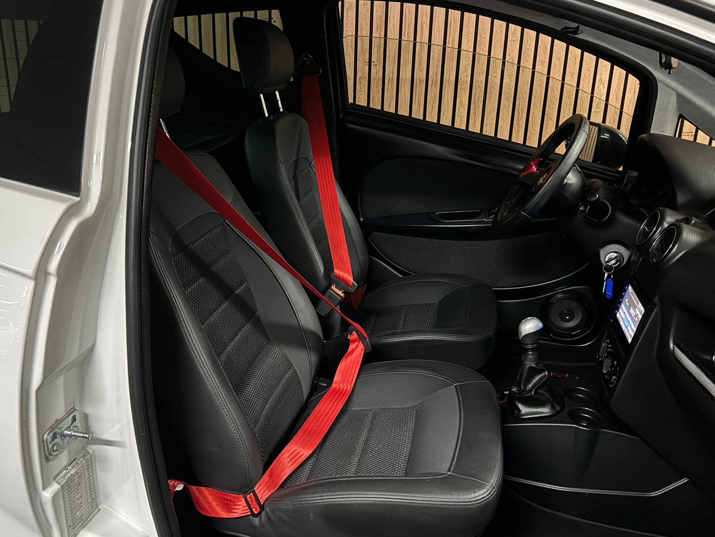 Casalini M20 GRAN TURISMO SPORT / mit roten Sportgurten / Multimedia / RFK | 8 PS leiser DCI Motor | 45 km/h | Rückfahrkamera | Innerhalb 250 KM Kostenlose Lieferung | Mopedauto | Leichtmobile