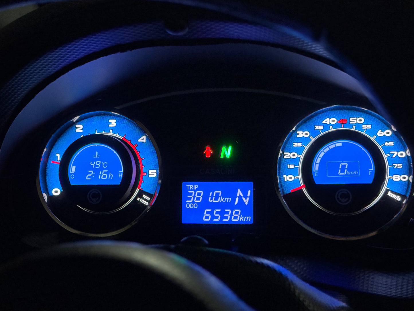 Casalini M20 GRAN TURISMO SPORT / mit roten Sportgurten / Multimedia / RFK | 8 PS leiser DCI Motor | 45 km/h | Rückfahrkamera | Innerhalb 250 KM Kostenlose Lieferung | Mopedauto | Leichtmobile