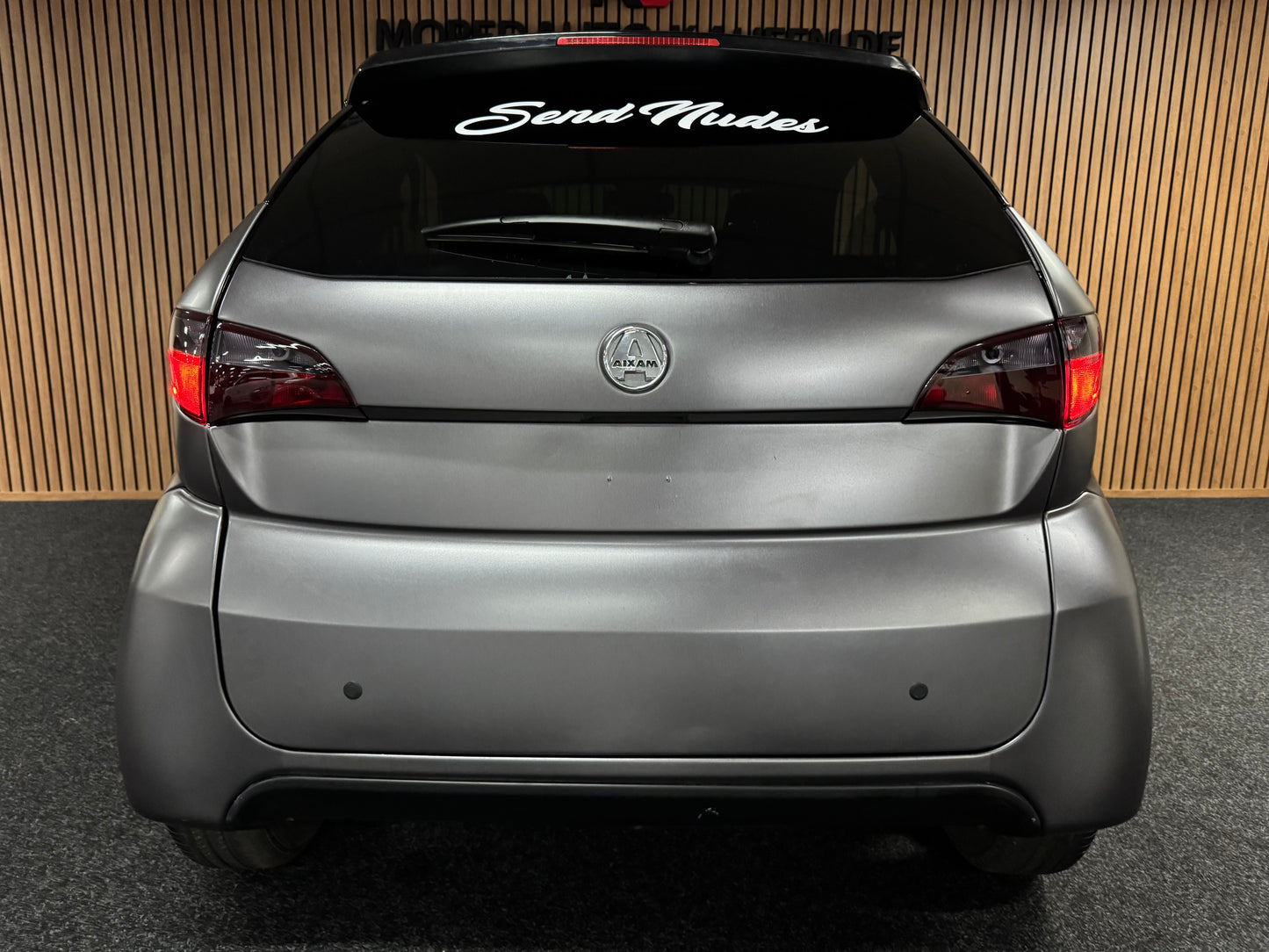Aixam Coupé GTI Sport Matt Grau | 8 PS Motor | 45 km/h | Innerhalb 250 KM Kostenlose Lieferung | Mopedauto | Leichtmobile