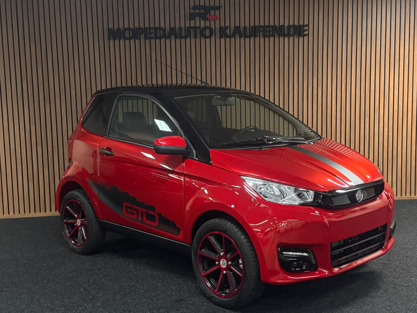 Aixam City Sport Rot GTO 2023 | 8 PS Kubota Motor | 45 km/h | Innerhalb 250 KM Kostenlose Lieferung | Mopedauto | Leichtmobile