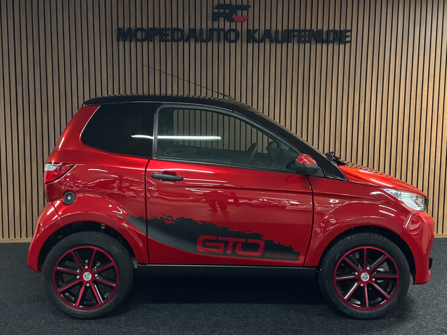 Aixam City Sport Rot GTO 2023 | 8 PS Kubota Motor | 45 km/h | Innerhalb 250 KM Kostenlose Lieferung | Mopedauto | Leichtmobile