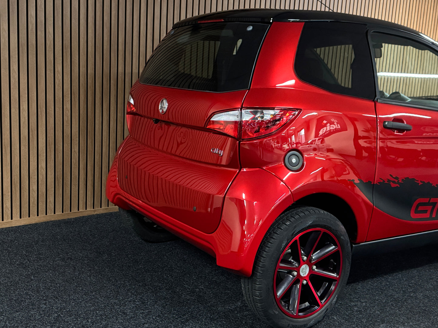 Aixam City Sport Rot GTO 2023 | 8 PS Kubota Motor | 45 km/h | Innerhalb 250 KM Kostenlose Lieferung | Mopedauto | Leichtmobile