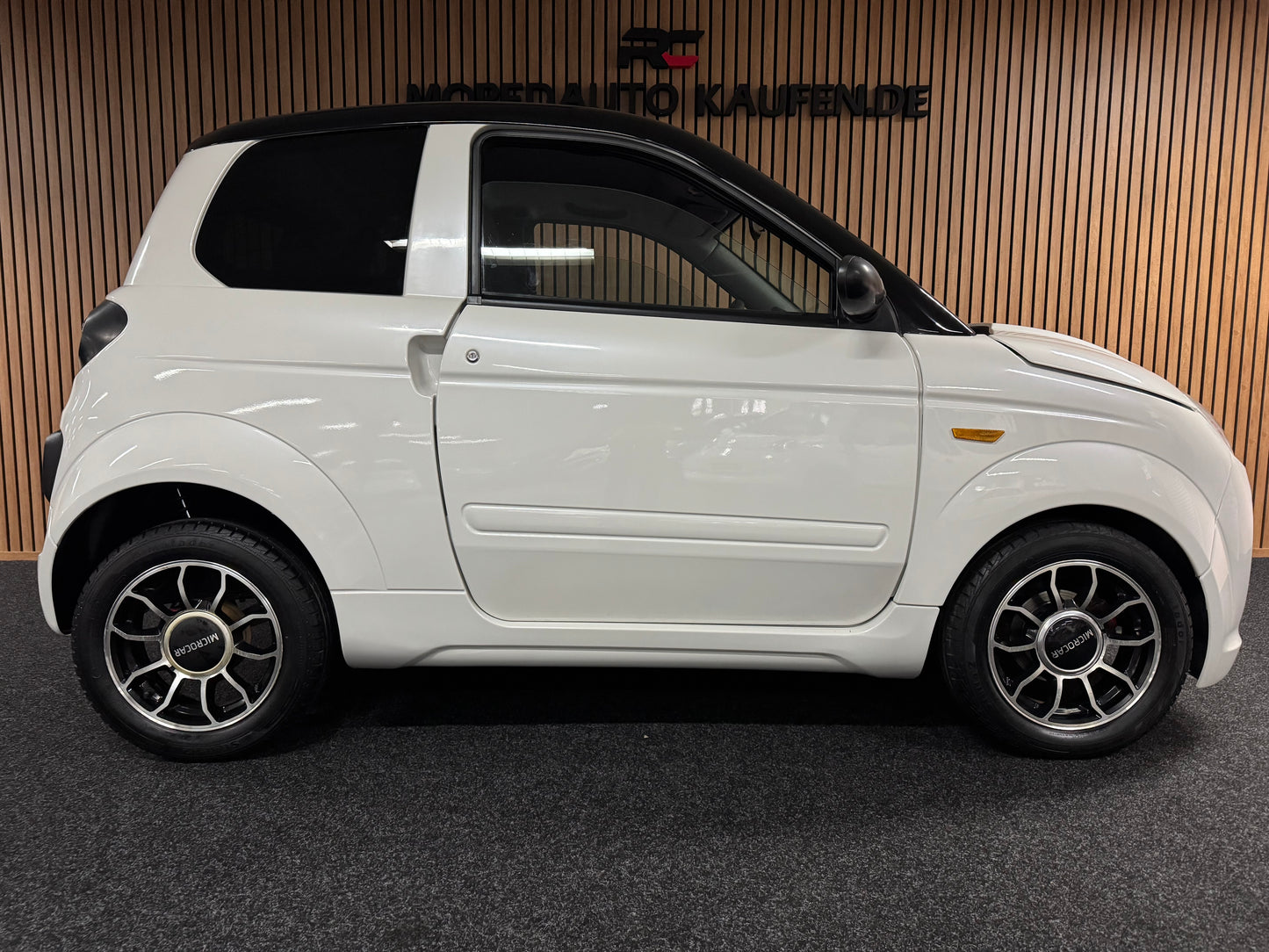 Microcar Mgo XL | 8 PS leiser DCI Motor | 45 km/h | Innerhalb 250 KM Kostenlose Lieferung | Mopedauto | Leichtmobile