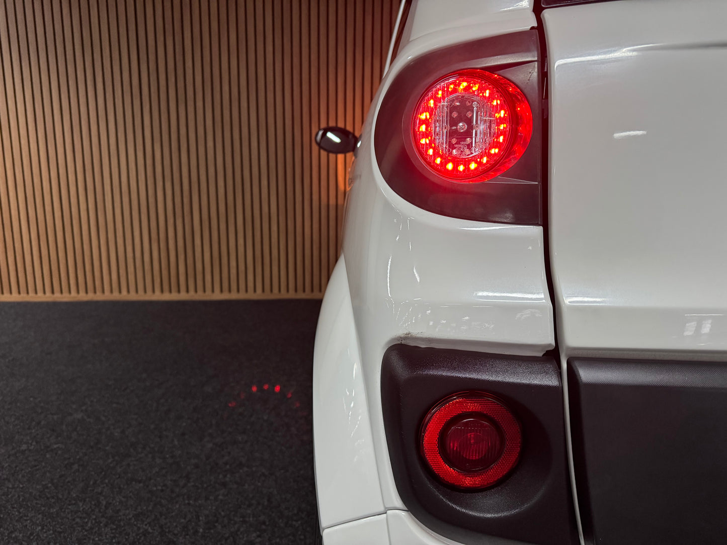 Microcar Mgo XL | 8 PS leiser DCI Motor | 45 km/h | Innerhalb 250 KM Kostenlose Lieferung | Mopedauto | Leichtmobile