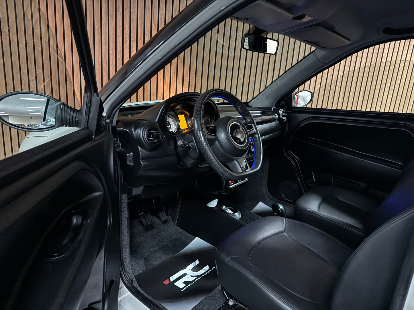 Microcar Mgo XL | 8 PS leiser DCI Motor | 45 km/h | Innerhalb 250 KM Kostenlose Lieferung | Mopedauto | Leichtmobile