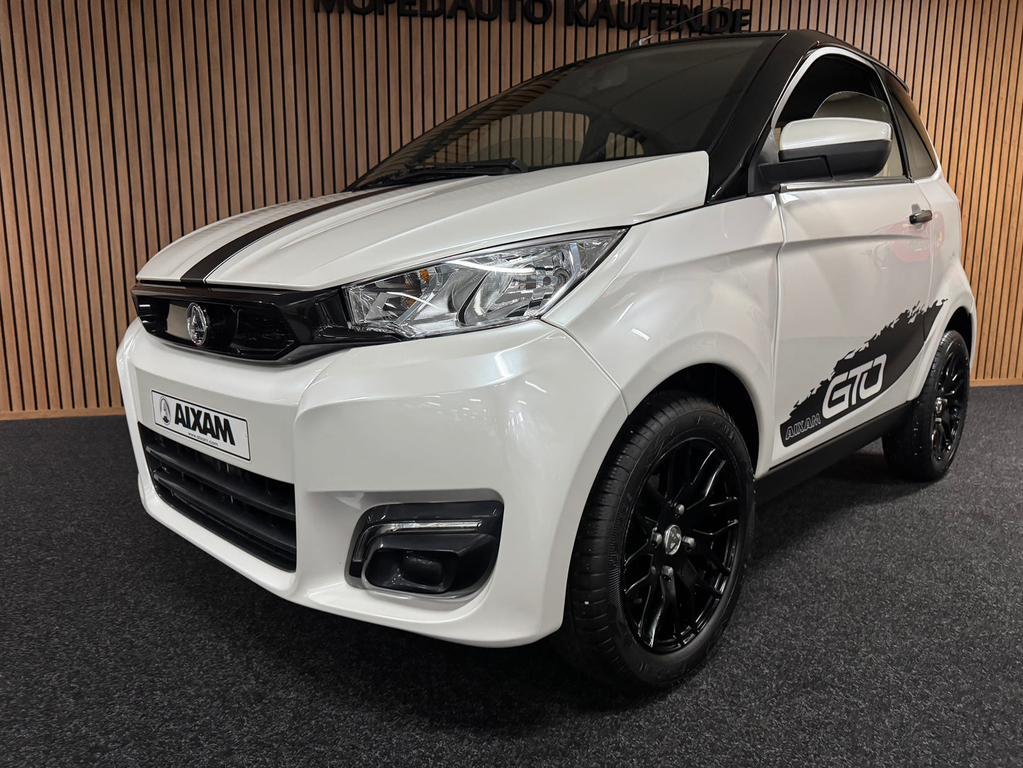 Aixam City GTO Sport 2023 | 8 PS Kubota Motor | Rückfahrkamera | Alpine Multi-Media | 45 km/h | Innerhalb 250 KM Kostenlose Lieferung | Mopedauto | Leichtmobile | Aixam | Microcar | Ligier