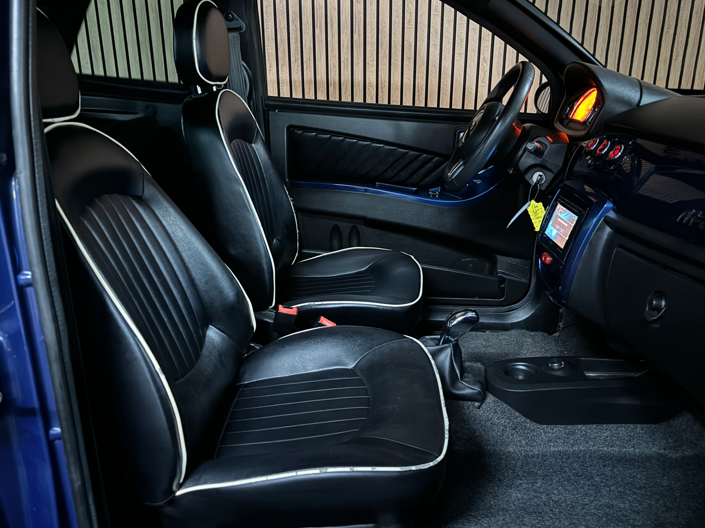 Microcar M8 Blau | leiser DCI Motor | 45 km/h | Innerhalb 250 KM Kostenlose Lieferung | Mopedauto | Leichtmobile