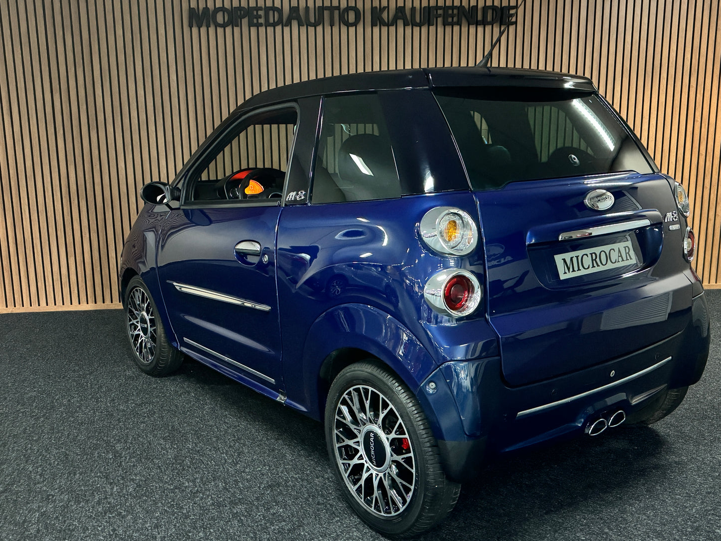 Microcar M8 Blau | leiser DCI Motor | 45 km/h | Innerhalb 250 KM Kostenlose Lieferung | Mopedauto | Leichtmobile