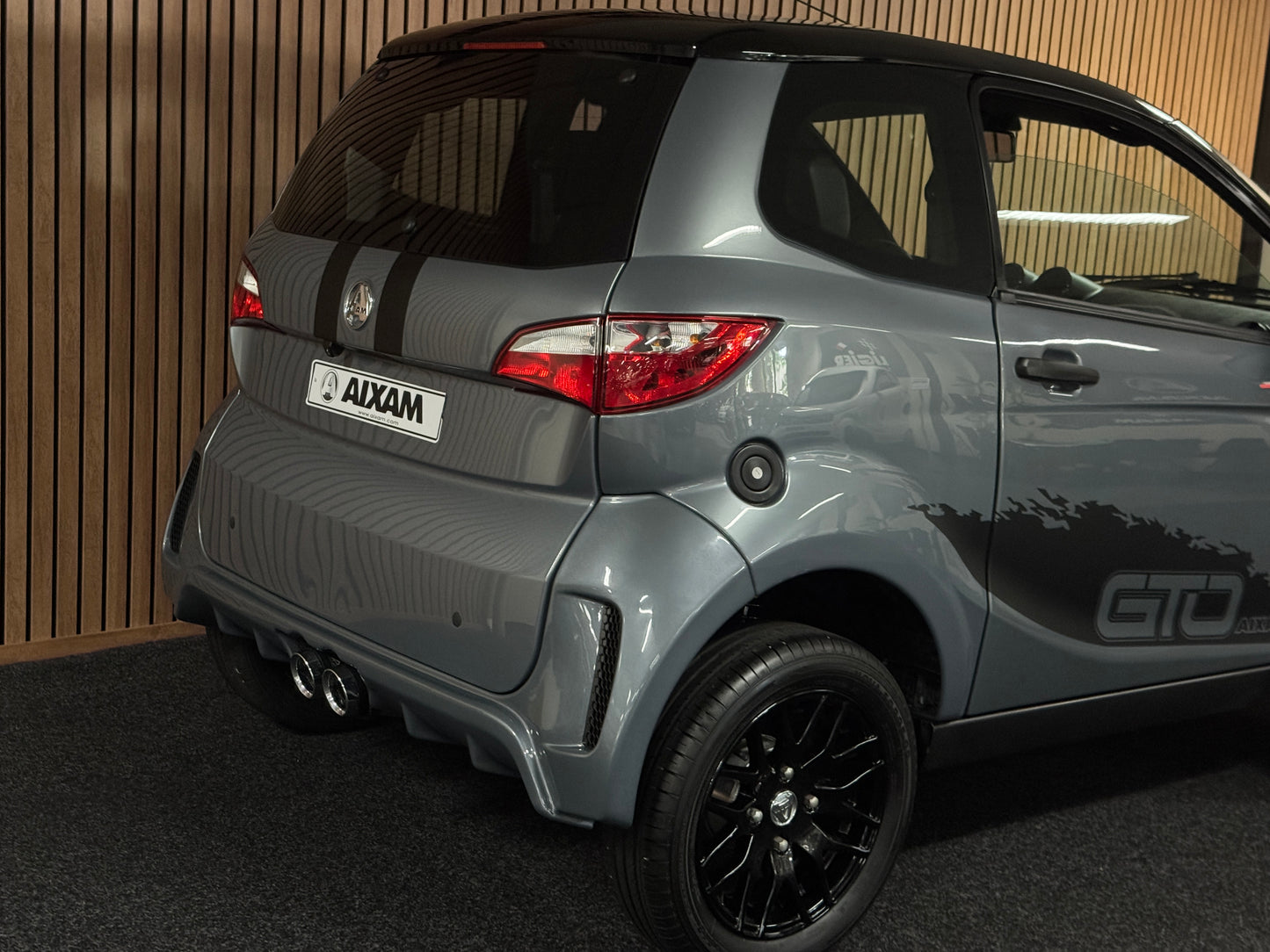 Aixam City Sport Grau | 8 PS Kubota Motor | Rückfahrkamera | Alpine Multi-Media | 45 km/h | Innerhalb 250 KM Kostenlose Lieferung | Mopedauto | Leichtmobile | Aixam | Microcar | Ligier