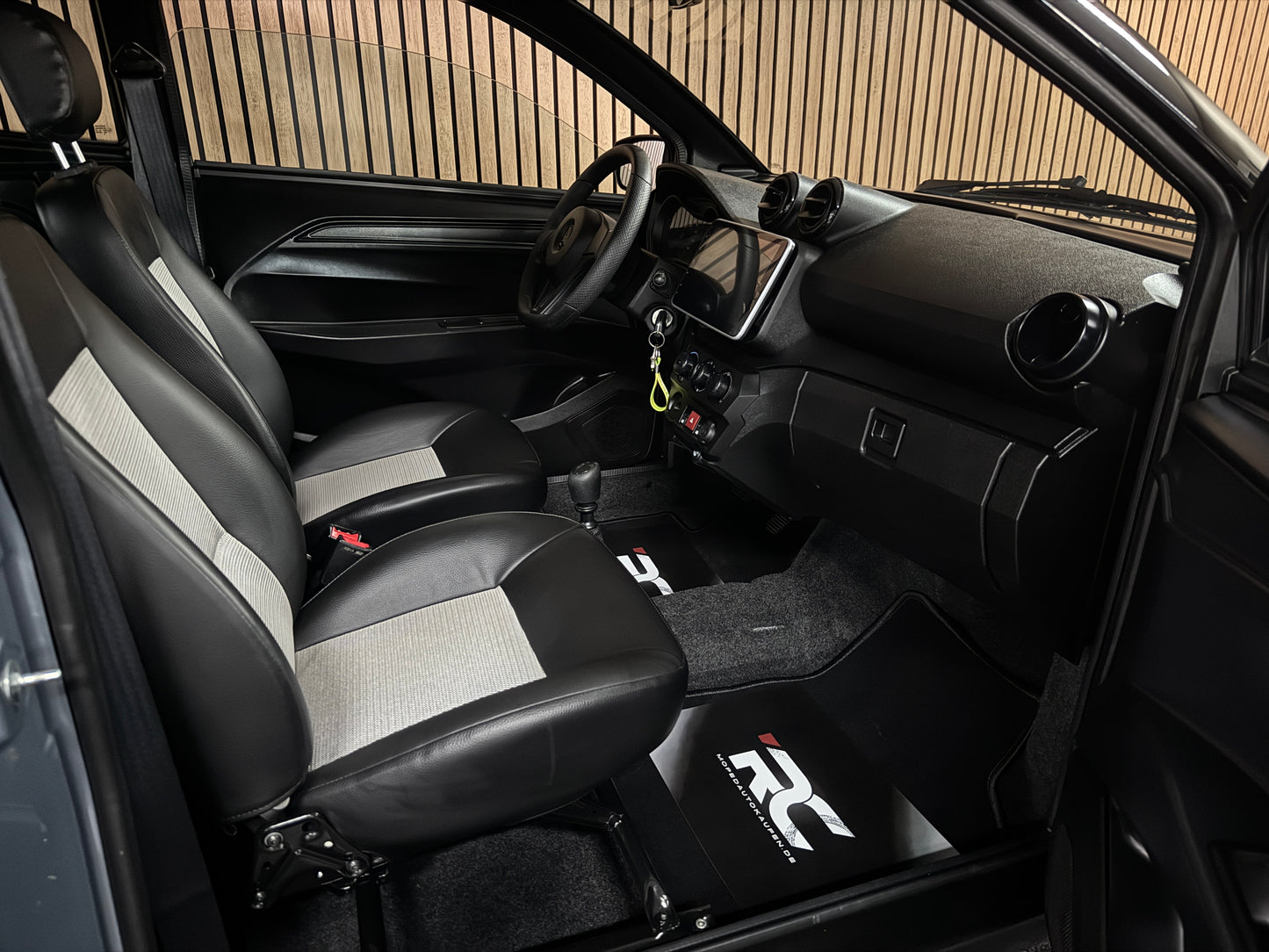 Aixam City Sport Grau | 8 PS Kubota Motor | Rückfahrkamera | Alpine Multi-Media | 45 km/h | Innerhalb 250 KM Kostenlose Lieferung | Mopedauto | Leichtmobile | Aixam | Microcar | Ligier