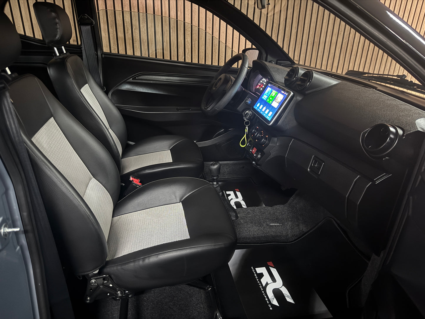 Aixam City Sport Grau | 8 PS Kubota Motor | Rückfahrkamera | Alpine Multi-Media | 45 km/h | Innerhalb 250 KM Kostenlose Lieferung | Mopedauto | Leichtmobile | Aixam | Microcar | Ligier