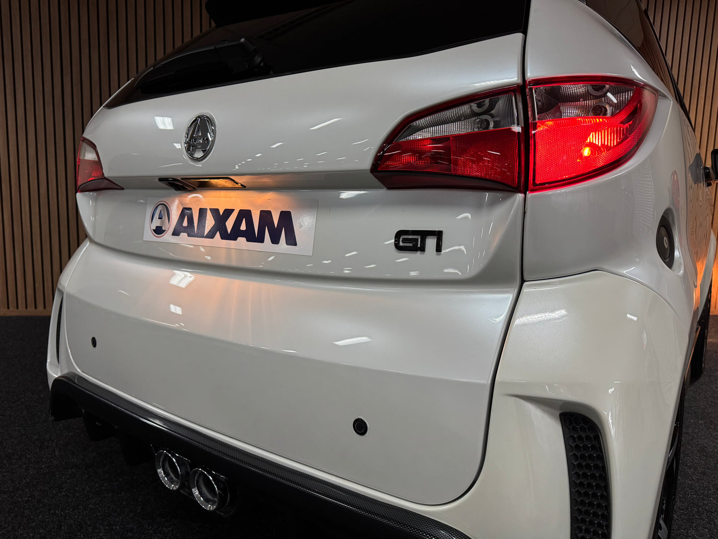 Aixam GTI Sport | 8 PS Kubota Motor | Rückfahrkamera | 45 km/h | Innerhalb 250 KM Kostenlose Lieferung | Mopedauto | Leichtmobile | Aixam | Microcar | Ligier