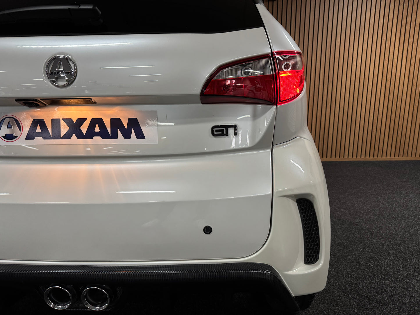Aixam GTI Sport | 8 PS Kubota Motor | Rückfahrkamera | 45 km/h | Innerhalb 250 KM Kostenlose Lieferung | Mopedauto | Leichtmobile | Aixam | Microcar | Ligier