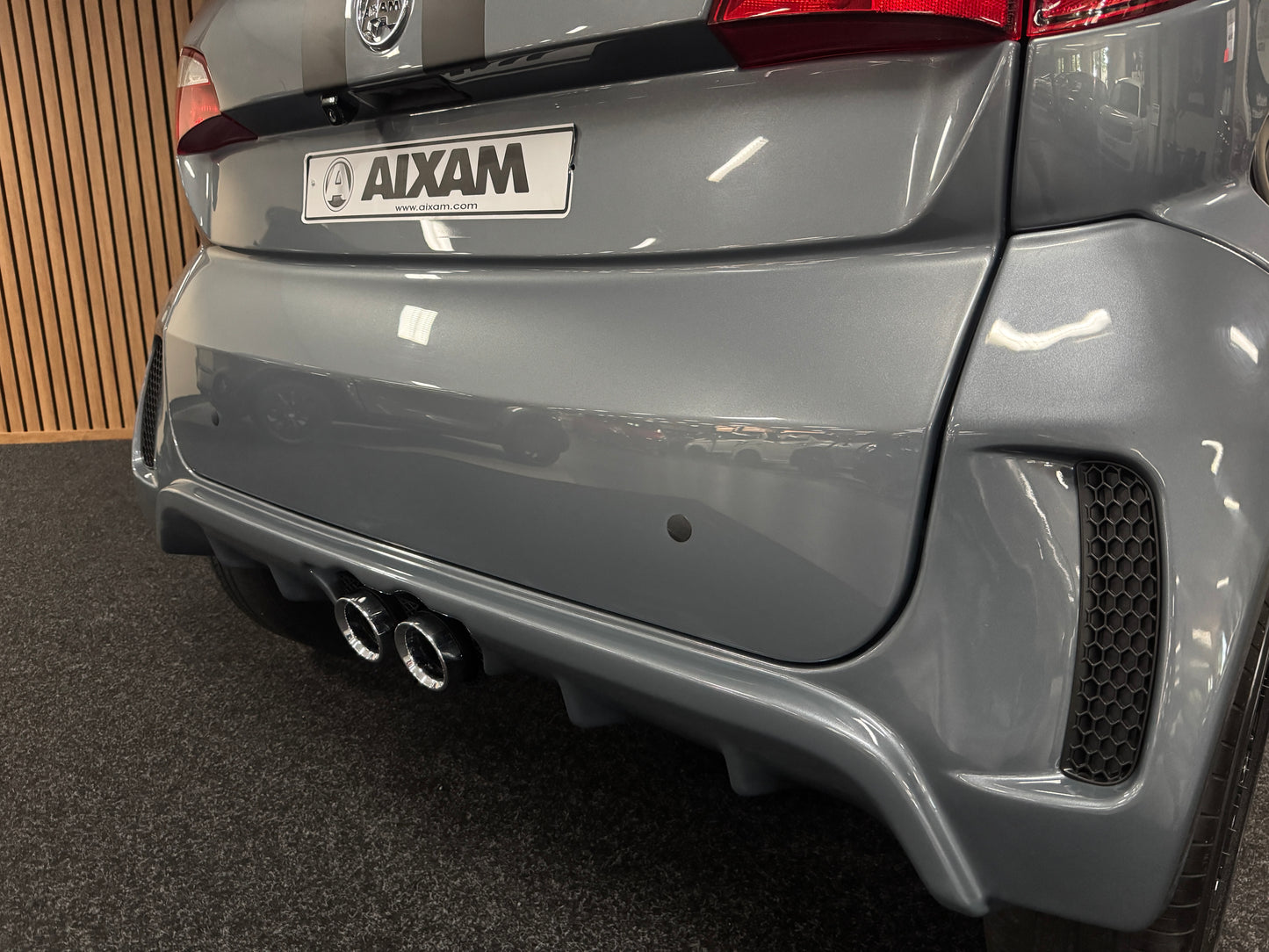 Aixam City Sport Grau | 8 PS Kubota Motor | Rückfahrkamera | Alpine Multi-Media | 45 km/h | Innerhalb 250 KM Kostenlose Lieferung | Mopedauto | Leichtmobile | Aixam | Microcar | Ligier