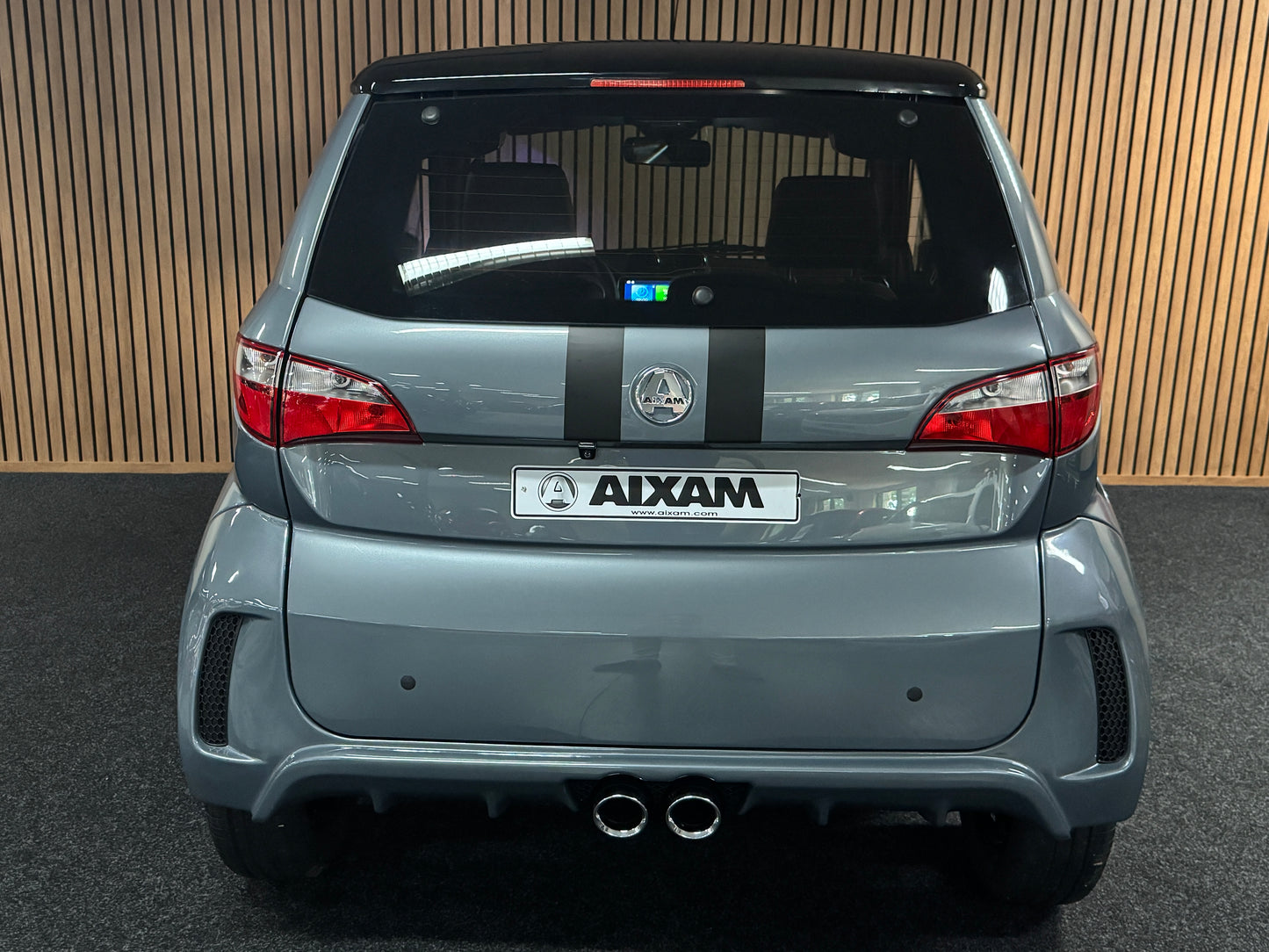 Aixam City Sport Grau | 8 PS Kubota Motor | Rückfahrkamera | Alpine Multi-Media | 45 km/h | Innerhalb 250 KM Kostenlose Lieferung | Mopedauto | Leichtmobile | Aixam | Microcar | Ligier