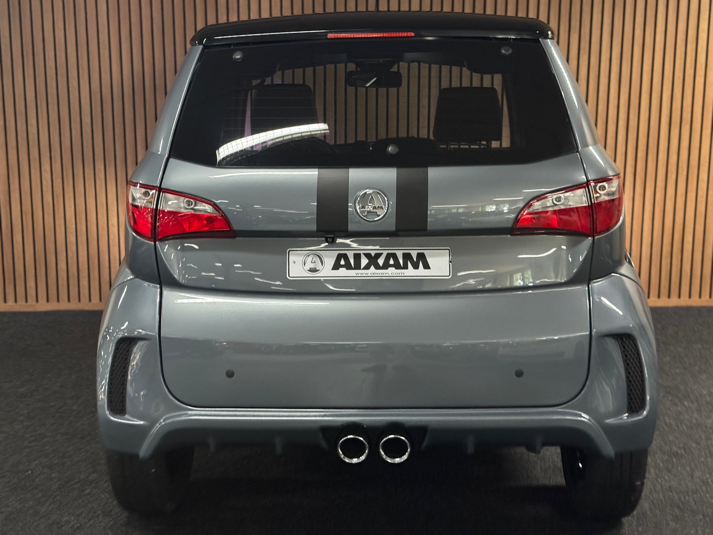 Aixam City Sport Grau | 8 PS Kubota Motor | Rückfahrkamera | Alpine Multi-Media | 45 km/h | Innerhalb 250 KM Kostenlose Lieferung | Mopedauto | Leichtmobile | Aixam | Microcar | Ligier
