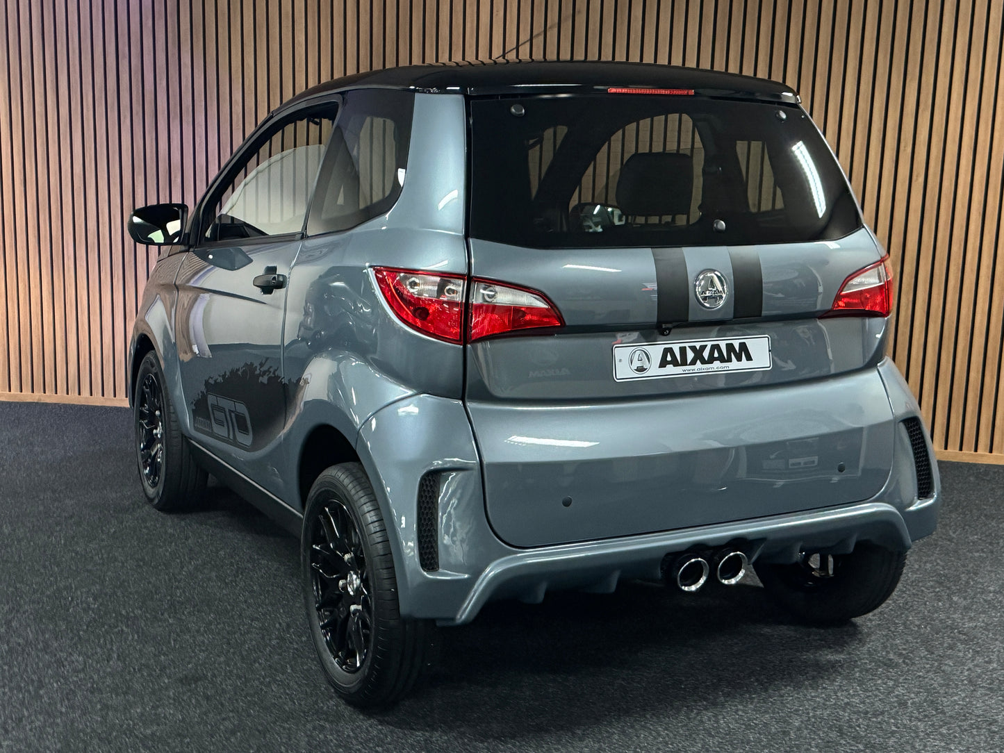 Aixam City Sport Grau | 8 PS Kubota Motor | Rückfahrkamera | Alpine Multi-Media | 45 km/h | Innerhalb 250 KM Kostenlose Lieferung | Mopedauto | Leichtmobile | Aixam | Microcar | Ligier