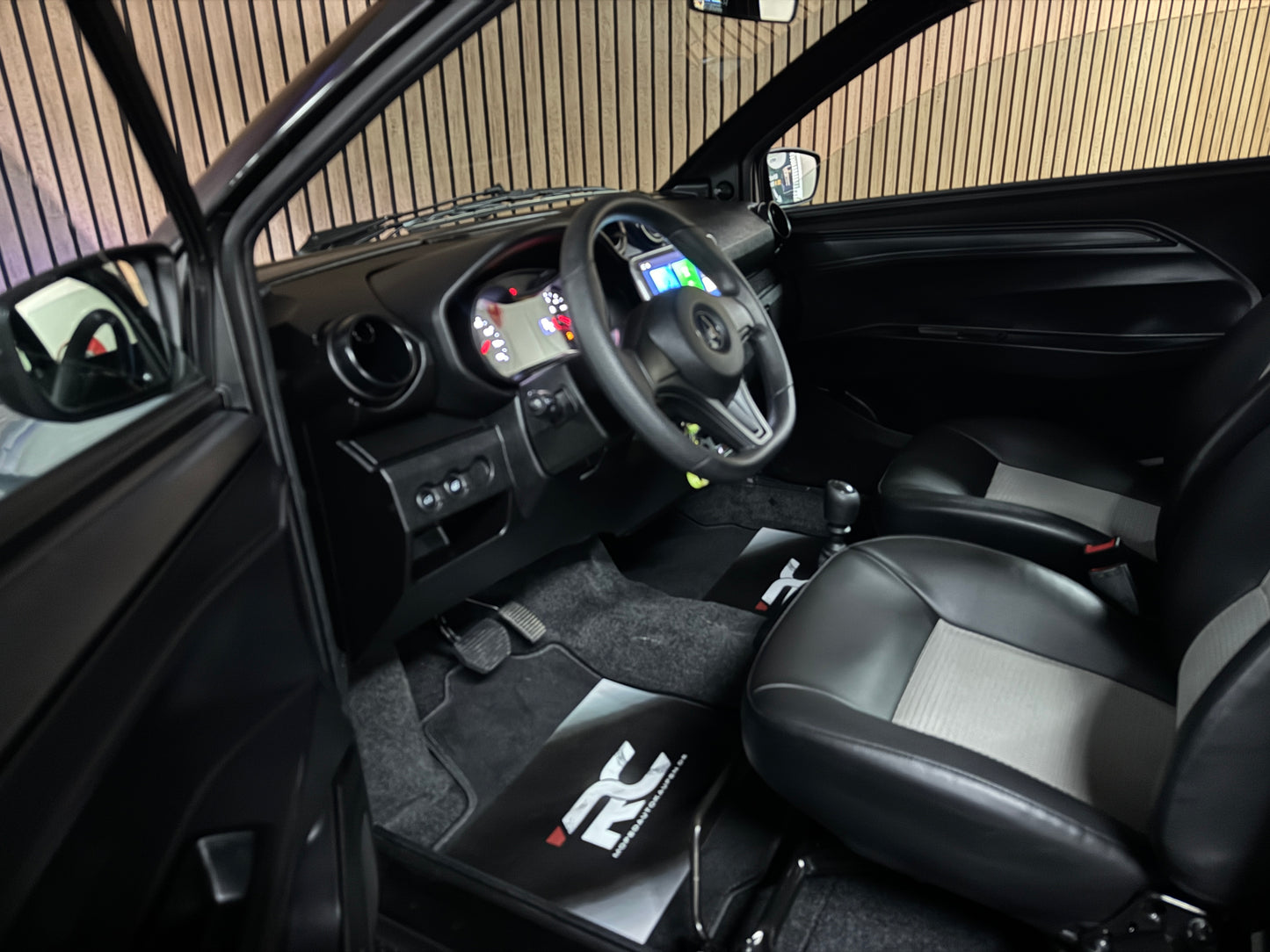 Aixam City Sport Grau | 8 PS Kubota Motor | Rückfahrkamera | Alpine Multi-Media | 45 km/h | Innerhalb 250 KM Kostenlose Lieferung | Mopedauto | Leichtmobile | Aixam | Microcar | Ligier