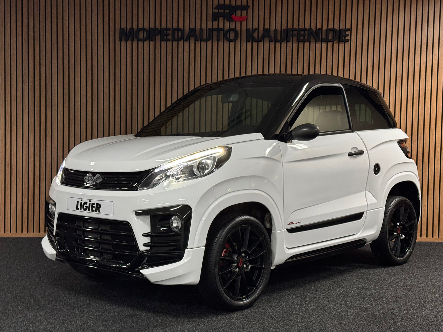 Ligier JS60 Ultimate Sport | 2022 | 8 PS leiser DCI Motor | Servolenkung | Rückfahrkamera | 45 km/h | Innerhalb 250 KM Kostenlose Lieferung | Mopedauto | Leichtmobile | Aixam | Microcar | Ligier
