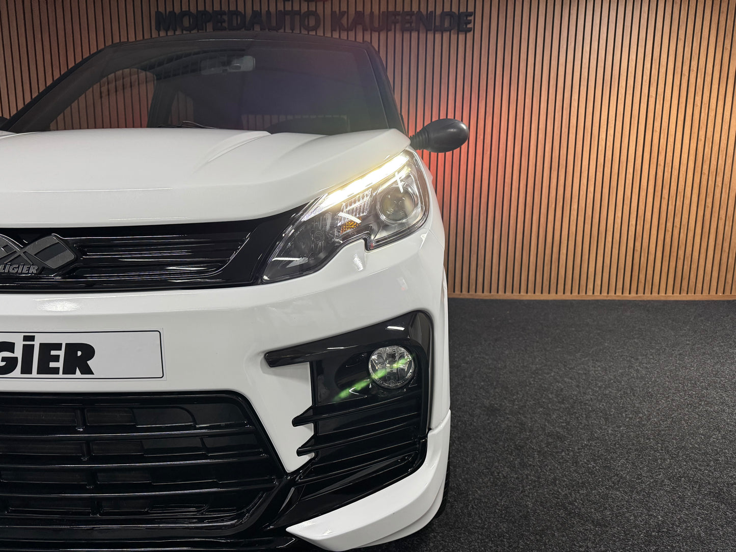 Ligier JS60 Ultimate Sport | 2022 | 8 PS leiser DCI Motor | Servolenkung | Rückfahrkamera | 45 km/h | Innerhalb 250 KM Kostenlose Lieferung | Mopedauto | Leichtmobile | Aixam | Microcar | Ligier