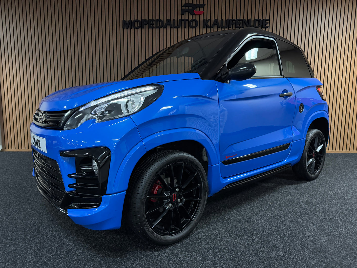 Ligier JS60 Ultimate Sport | 8 PS leiser DCI Motor | Servolenkung | Rückfahrkamera | 45 km/h | Innerhalb 250 KM Kostenlose Lieferung | Mopedauto | Leichtmobile | Aixam | Microcar | Ligier