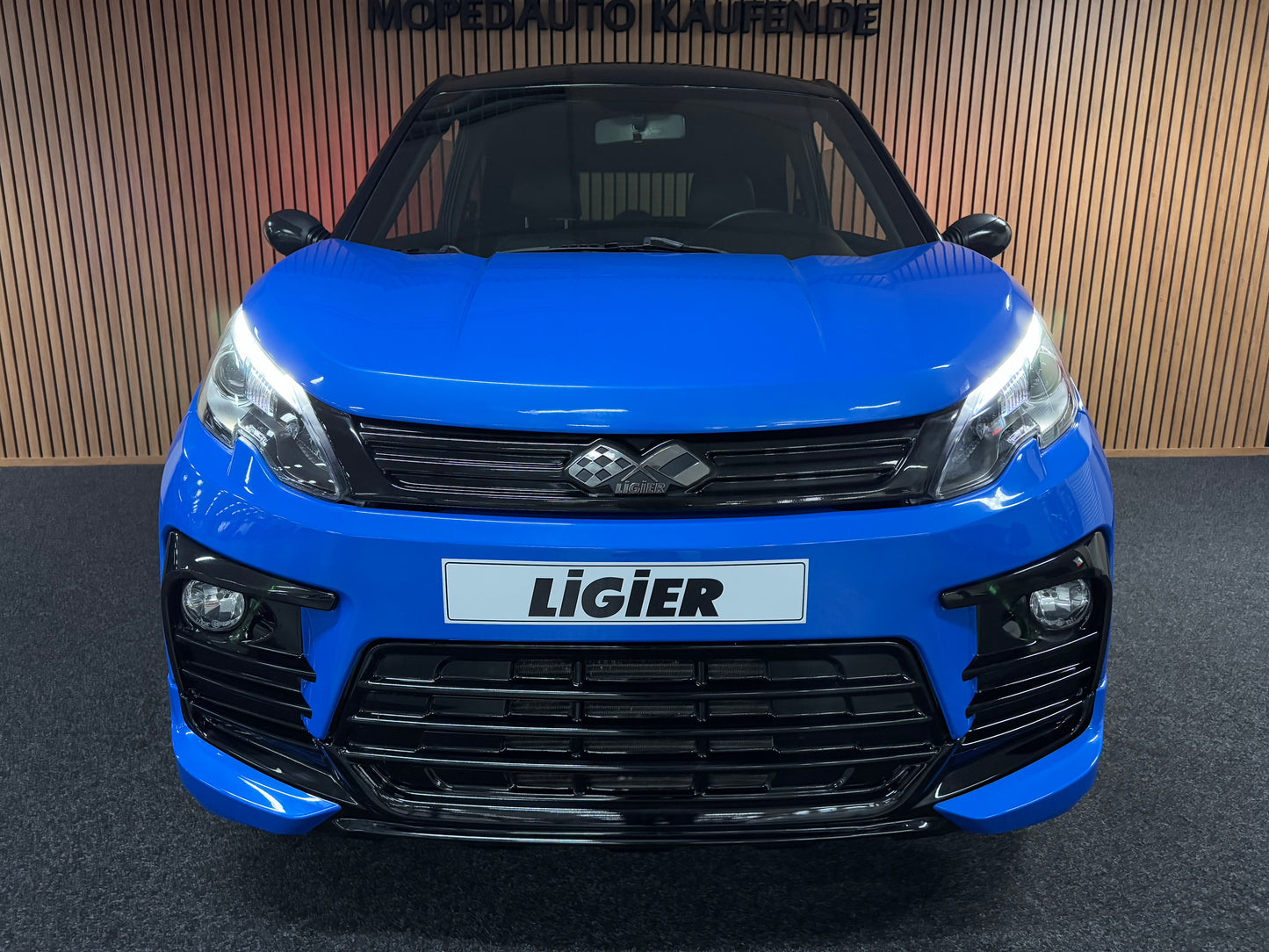 Ligier JS60 Ultimate Sport | 8 PS leiser DCI Motor | Servolenkung | Rückfahrkamera | 45 km/h | Innerhalb 250 KM Kostenlose Lieferung | Mopedauto | Leichtmobile | Aixam | Microcar | Ligier