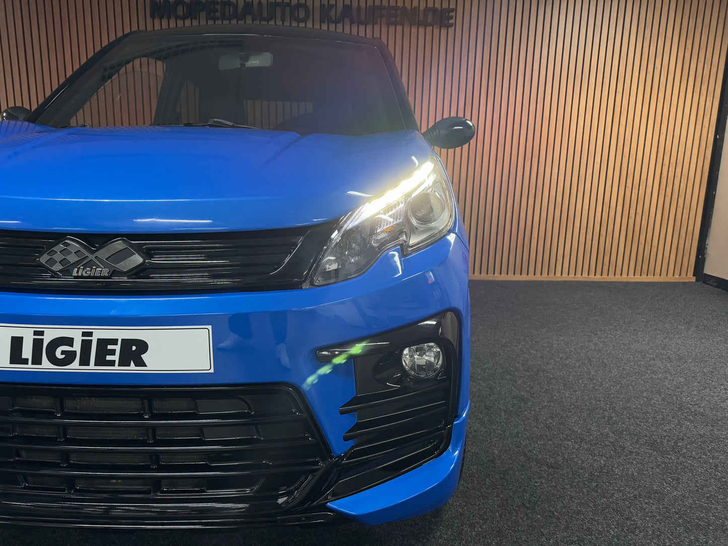 Ligier JS60 Ultimate Sport | 8 PS leiser DCI Motor | Servolenkung | Rückfahrkamera | 45 km/h | Innerhalb 250 KM Kostenlose Lieferung | Mopedauto | Leichtmobile | Aixam | Microcar | Ligier