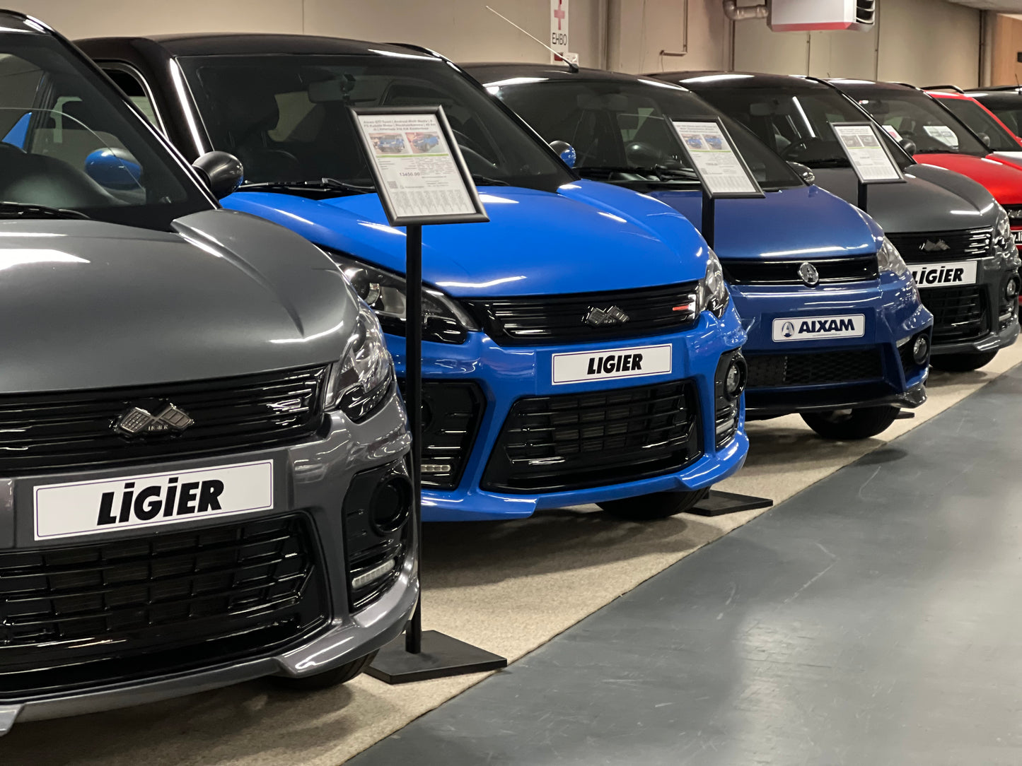 Aixam GTI Sport Matt Grau | Rückfahrkamera | 45 km/h | Innerhalb 250 KM Kostenlose Lieferung | Mopedauto | Leichtmobile | Aixam | Microcar | Ligier