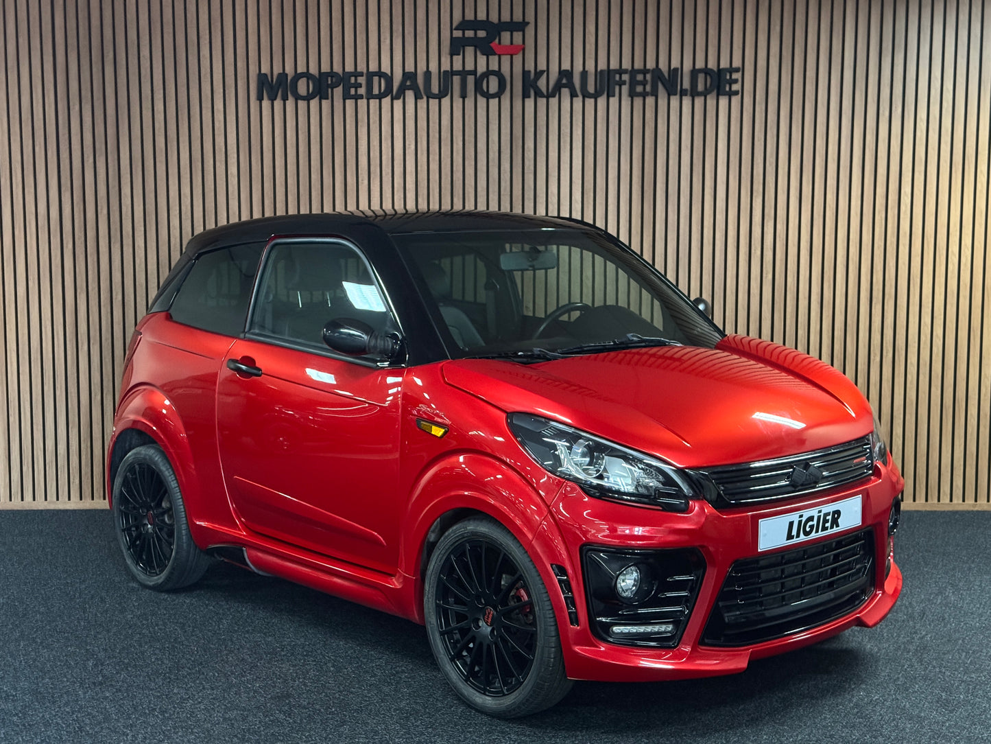Ligier JS50 Ultimate Sport | Servolenkung | Rückfahrkamera | 8 PS leiser DCI Motor | 45 km/h | Rückfahrkamera | Innerhalb 250 KM Kostenlose Lieferung | Mopedauto | Leichtmobile