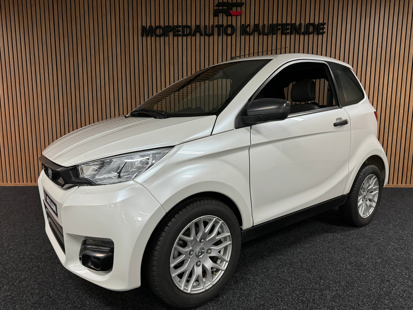 Aixam City 2020 | 8 PS Kubota Motor 45 km/h | Innerhalb 250 KM Kostenlose Lieferung | Mopedauto | Leichtmobile