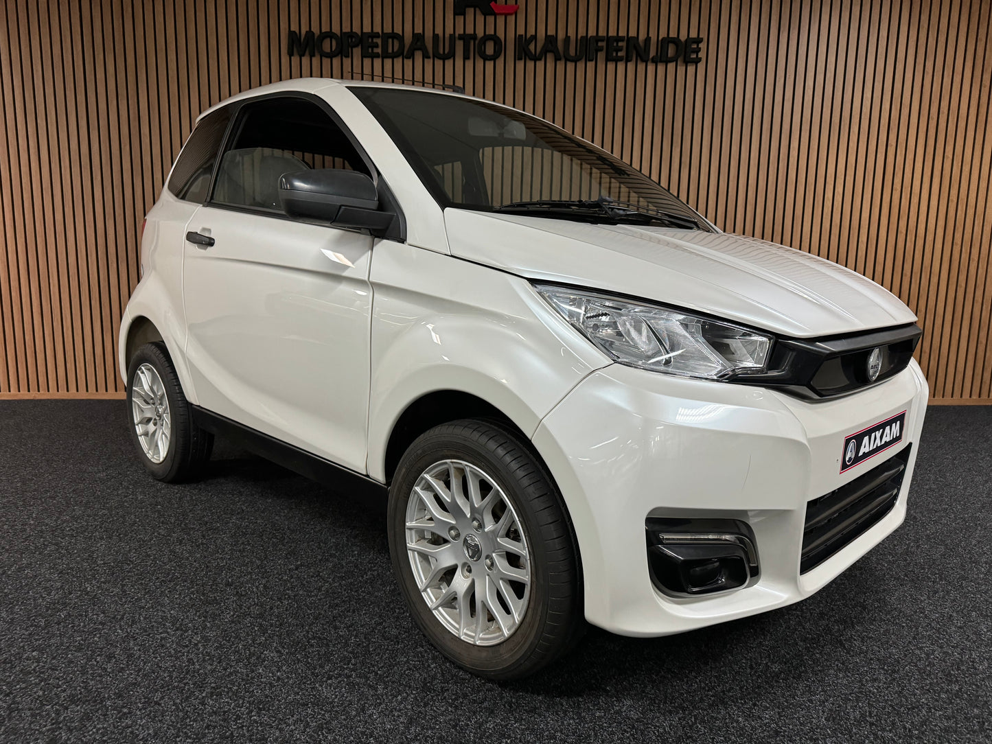 Aixam City 2020 | 8 PS Kubota Motor 45 km/h | Innerhalb 250 KM Kostenlose Lieferung | Mopedauto | Leichtmobile