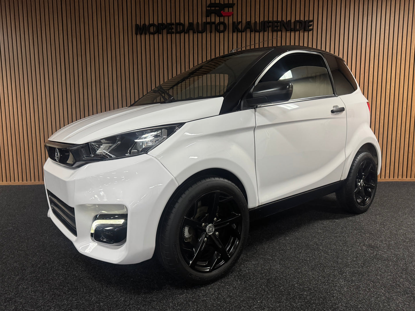Aixam City Sport 2021 | 8 PS Kubota Motor | 45 km/h | Innerhalb 250 KM Kostenlose Lieferung | Mopedauto | Leichtmobile