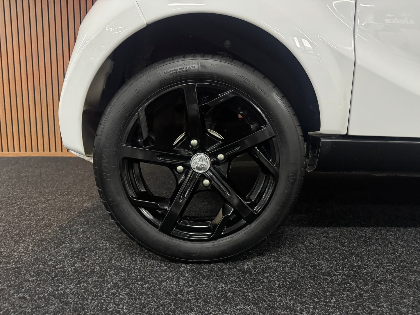 Aixam City Sport 2021 | 8 PS Kubota Motor | 45 km/h | Innerhalb 250 KM Kostenlose Lieferung | Mopedauto | Leichtmobile