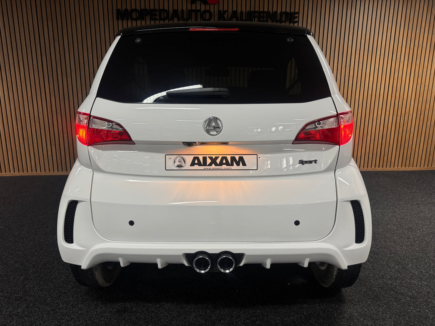 Aixam City Sport 2021 | 8 PS Kubota Motor | 45 km/h | Innerhalb 250 KM Kostenlose Lieferung | Mopedauto | Leichtmobile