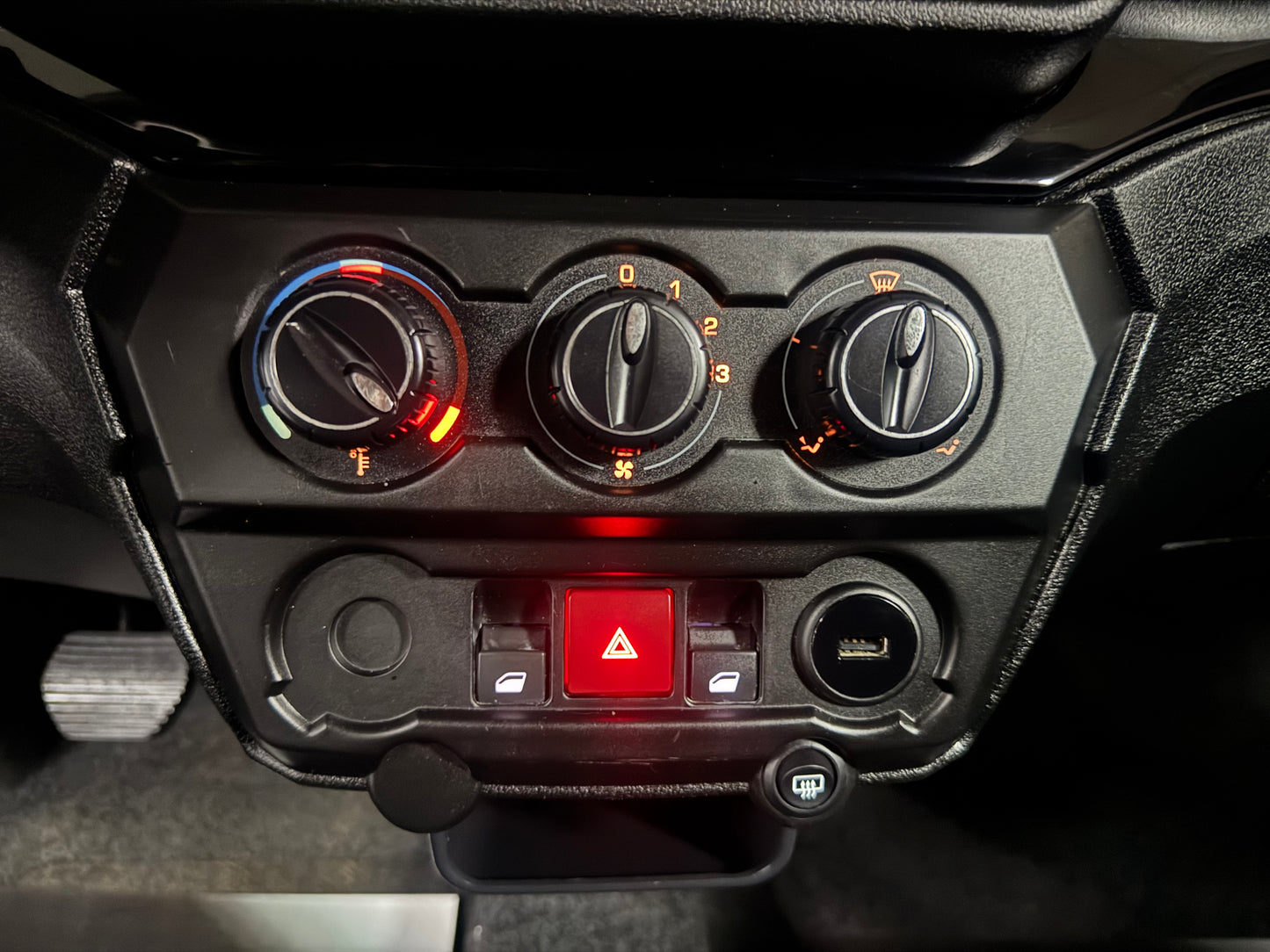 Aixam City Sport 2021 | 8 PS Kubota Motor | 45 km/h | Innerhalb 250 KM Kostenlose Lieferung | Mopedauto | Leichtmobile