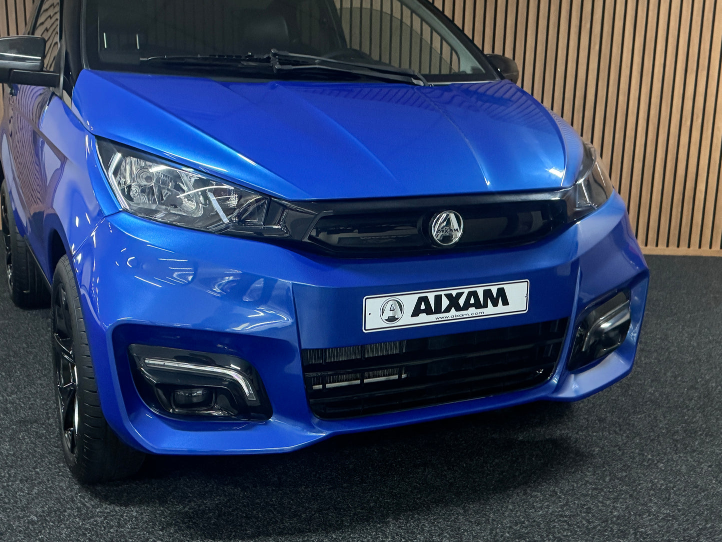Aixam City Sport 2022 | 8 PS Kubota Motor | 45 km/h | Innerhalb 250 KM Kostenlose Lieferung | Mopedauto | Leichtmobile