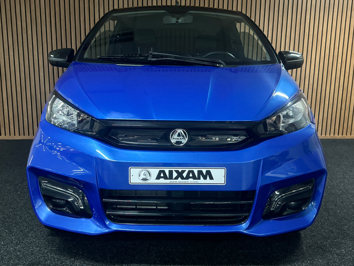 Aixam City Sport 2022 | 8 PS Kubota Motor | 45 km/h | Innerhalb 250 KM Kostenlose Lieferung | Mopedauto | Leichtmobile
