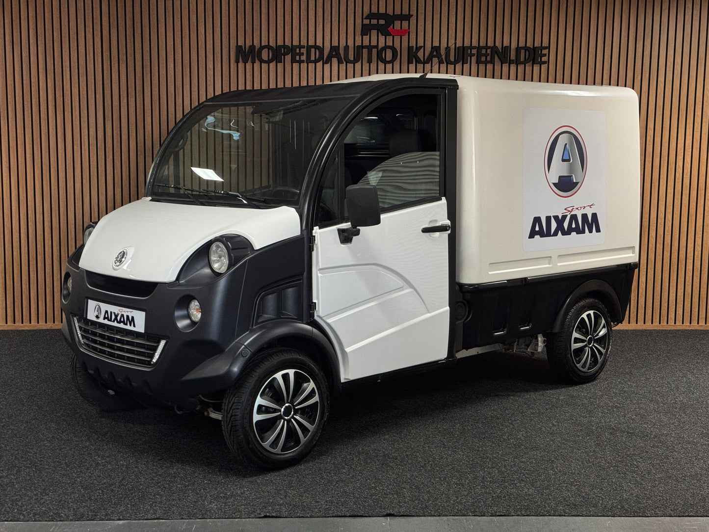 Aixam D-Truck Kastenwagen Mega Truck 45 km/h | Innerhalb 250 KM Kostenlose Lieferung | Mopedauto | Leichtmobile | Aixam | Microcar | Ligier