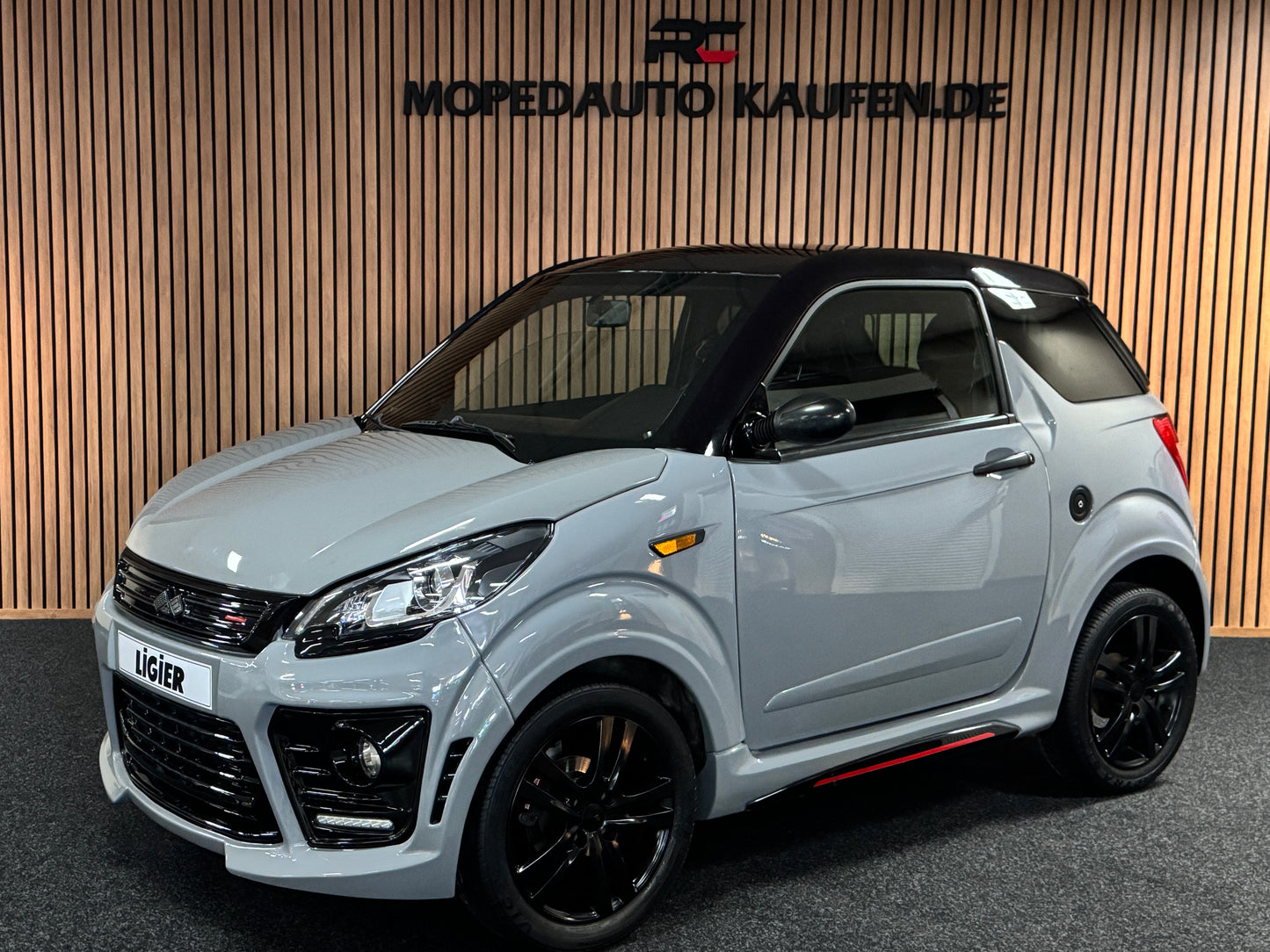 Ligier JS50 Ultimate Sport Nardo Grey | Rückfahrkamera | 8 PS leiser DCI Motor | 45 km/h | Rückfahrkamera | Innerhalb 250 KM Kostenlose Lieferung | Mopedauto | Leichtmobile