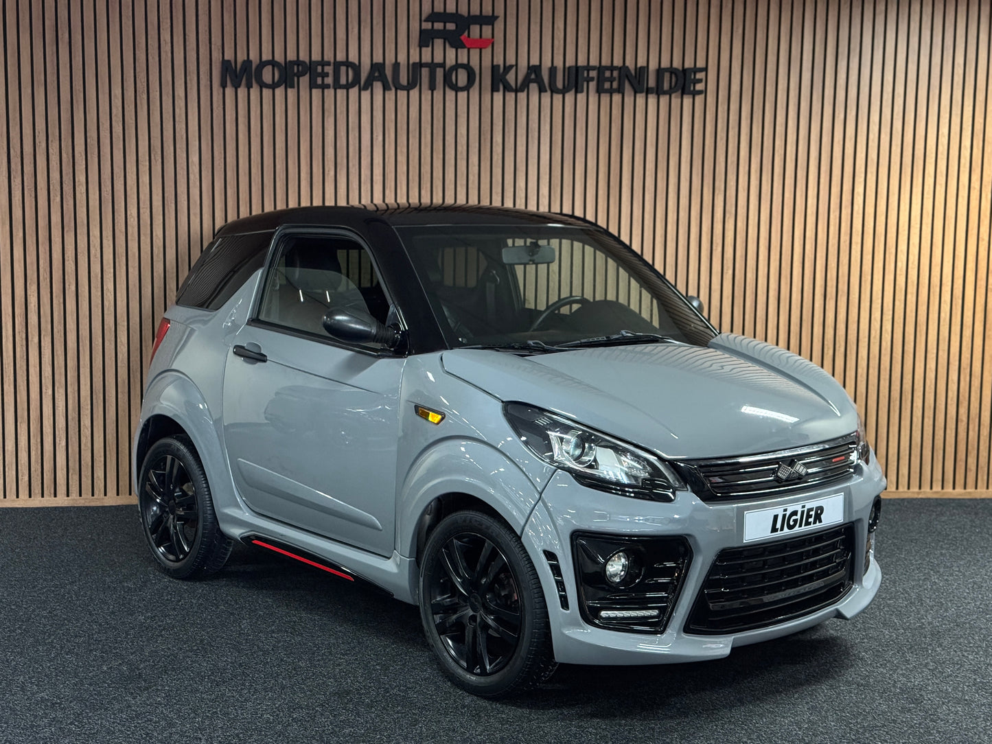 Ligier JS50 Ultimate Sport Nardo Grey | Rückfahrkamera | 8 PS leiser DCI Motor | 45 km/h | Rückfahrkamera | Innerhalb 250 KM Kostenlose Lieferung | Mopedauto | Leichtmobile