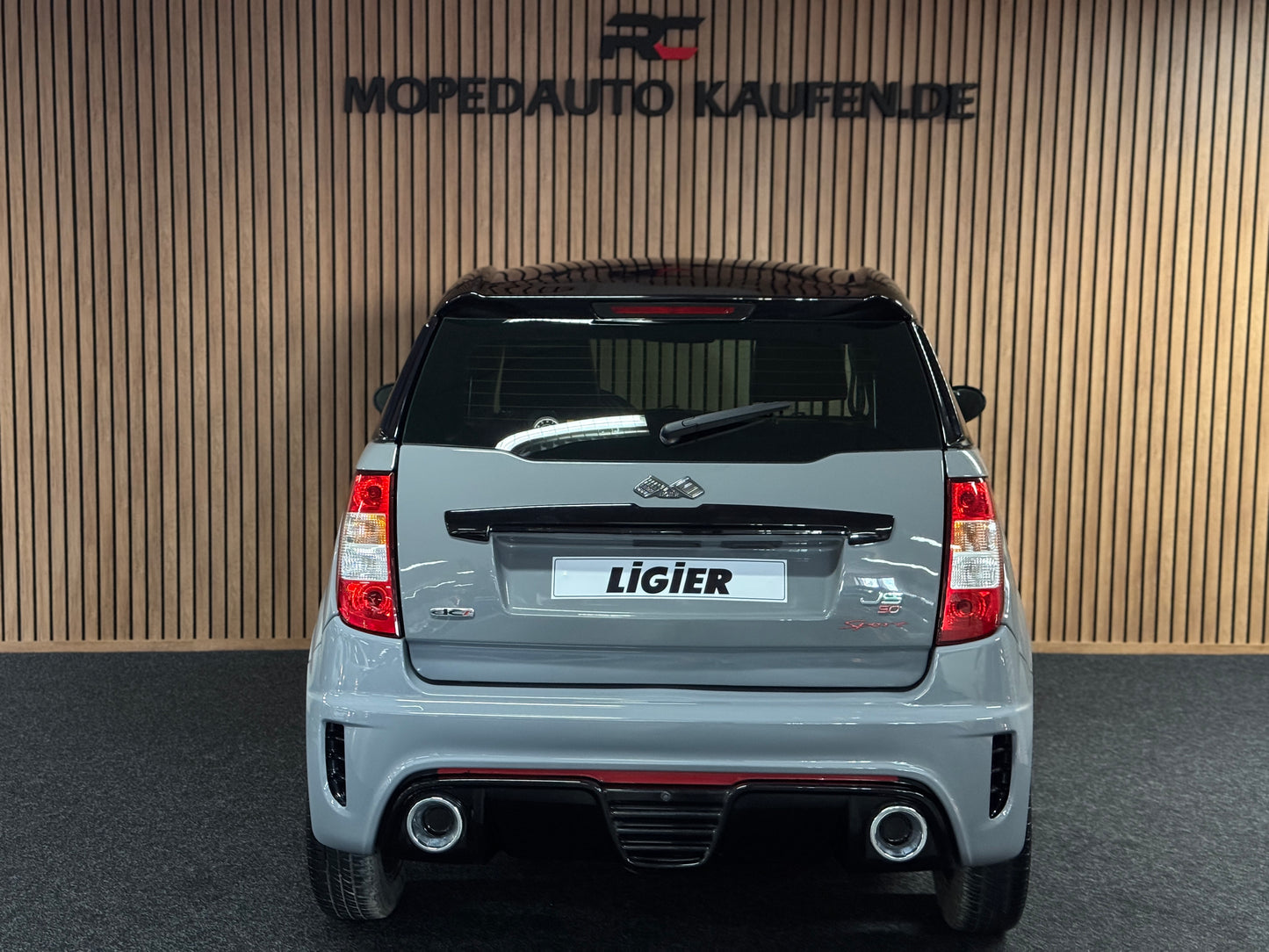 Ligier JS50 Ultimate Sport Nardo Grey | Rückfahrkamera | 8 PS leiser DCI Motor | 45 km/h | Rückfahrkamera | Innerhalb 250 KM Kostenlose Lieferung | Mopedauto | Leichtmobile