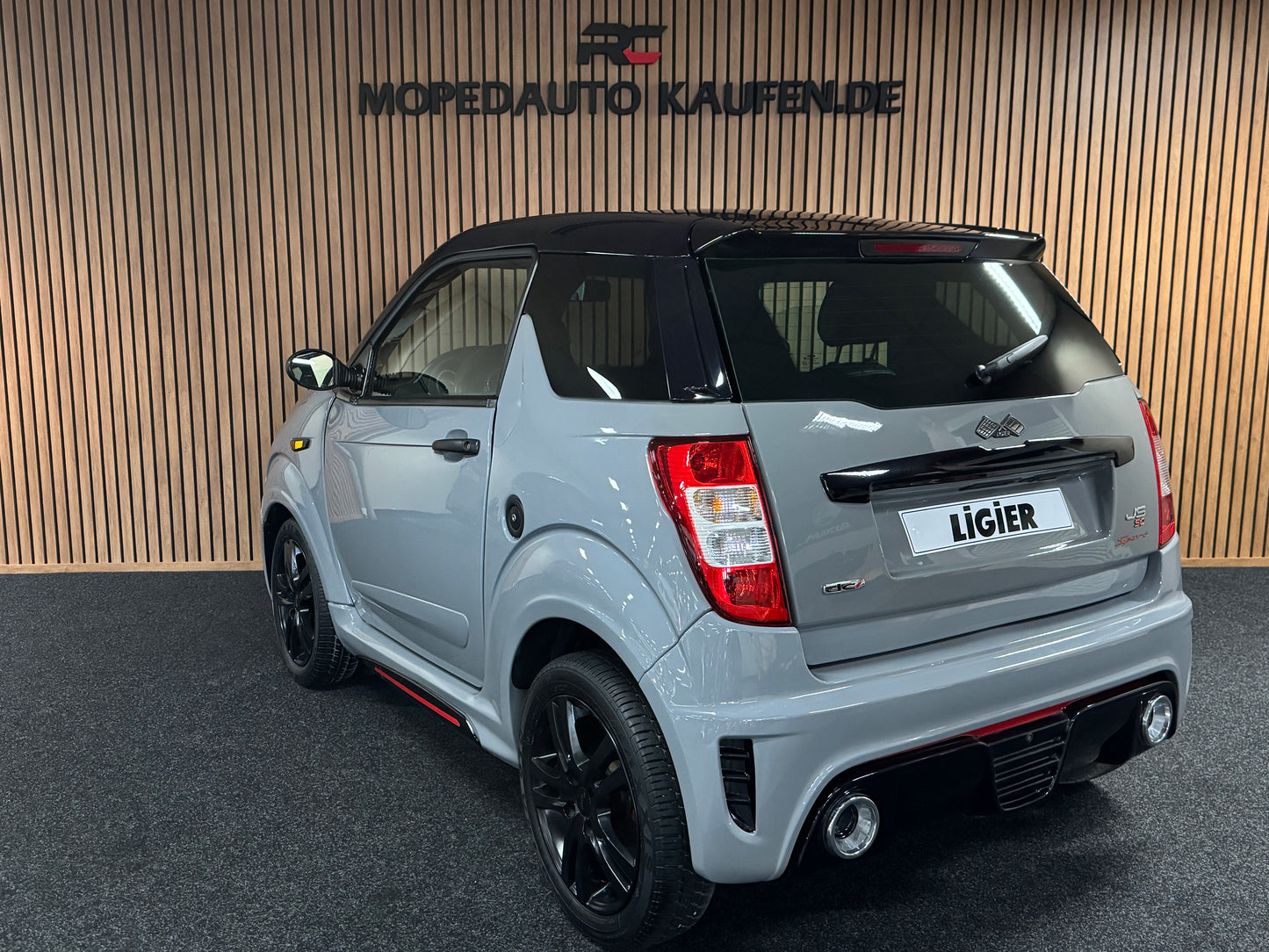 Ligier JS50 Ultimate Sport Nardo Grey | Rückfahrkamera | 8 PS leiser DCI Motor | 45 km/h | Rückfahrkamera | Innerhalb 250 KM Kostenlose Lieferung | Mopedauto | Leichtmobile