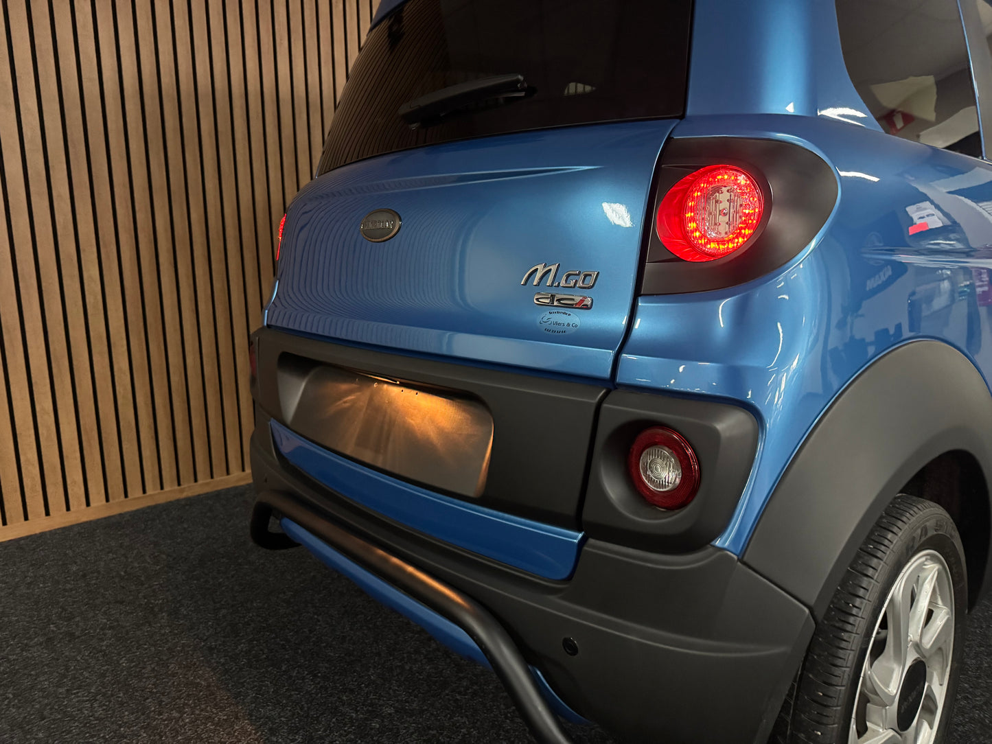 Microcar Highland X Bullbar | 8 PS leiser DCI Motor 45 km/h | Innerhalb 250 KM Kostenlose Lieferung | Mopedauto | Leichtmobile