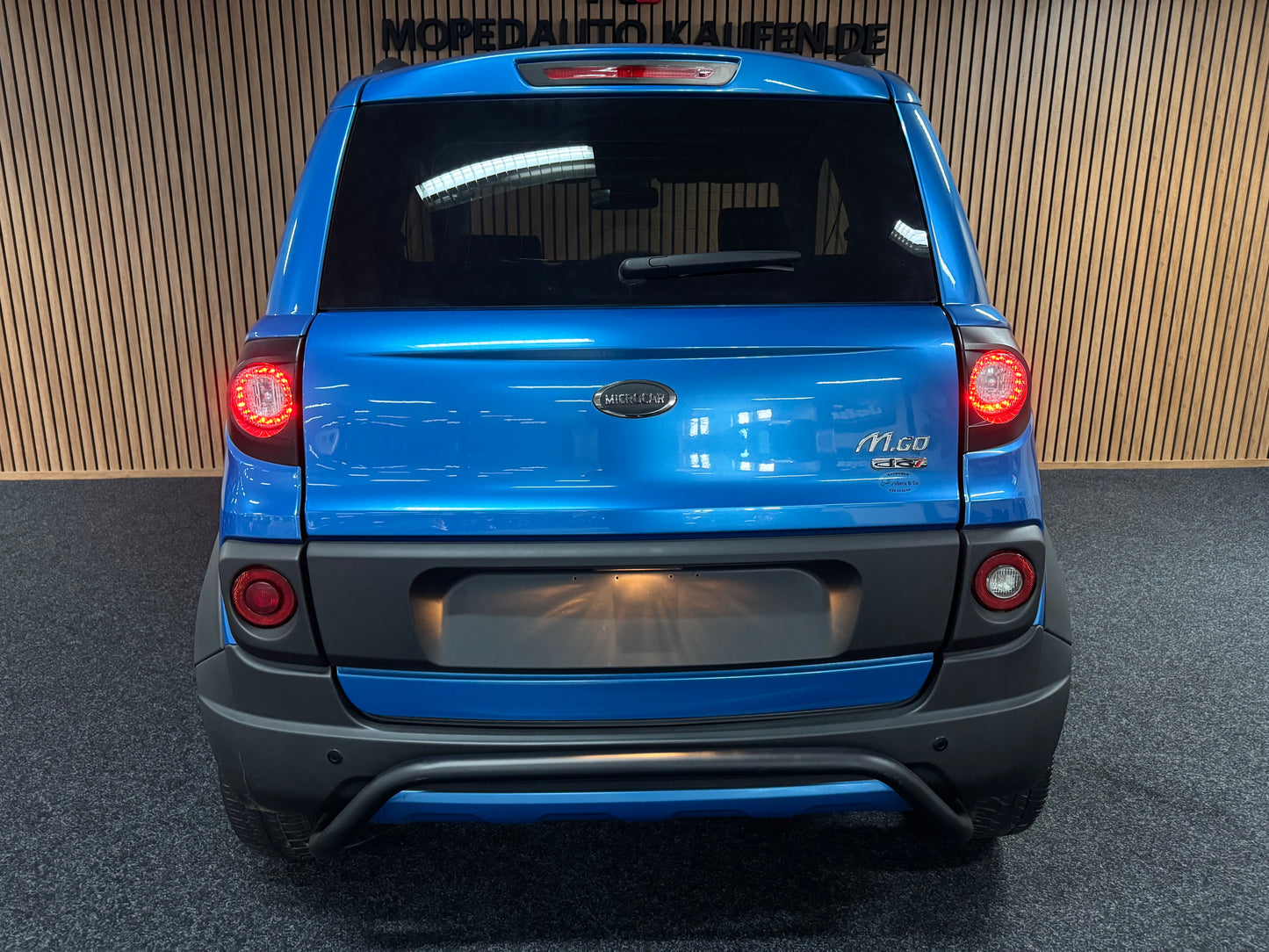Microcar Highland X Bullbar | 8 PS leiser DCI Motor 45 km/h | Innerhalb 250 KM Kostenlose Lieferung | Mopedauto | Leichtmobile