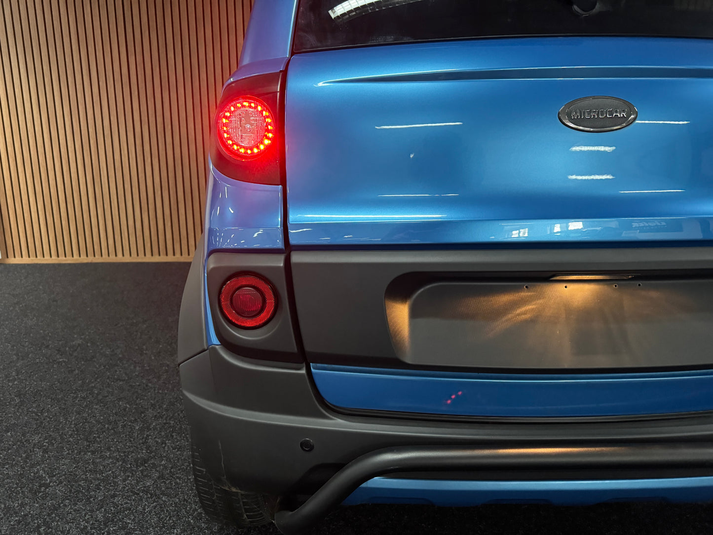 Microcar Highland X Bullbar | 8 PS leiser DCI Motor 45 km/h | Innerhalb 250 KM Kostenlose Lieferung | Mopedauto | Leichtmobile