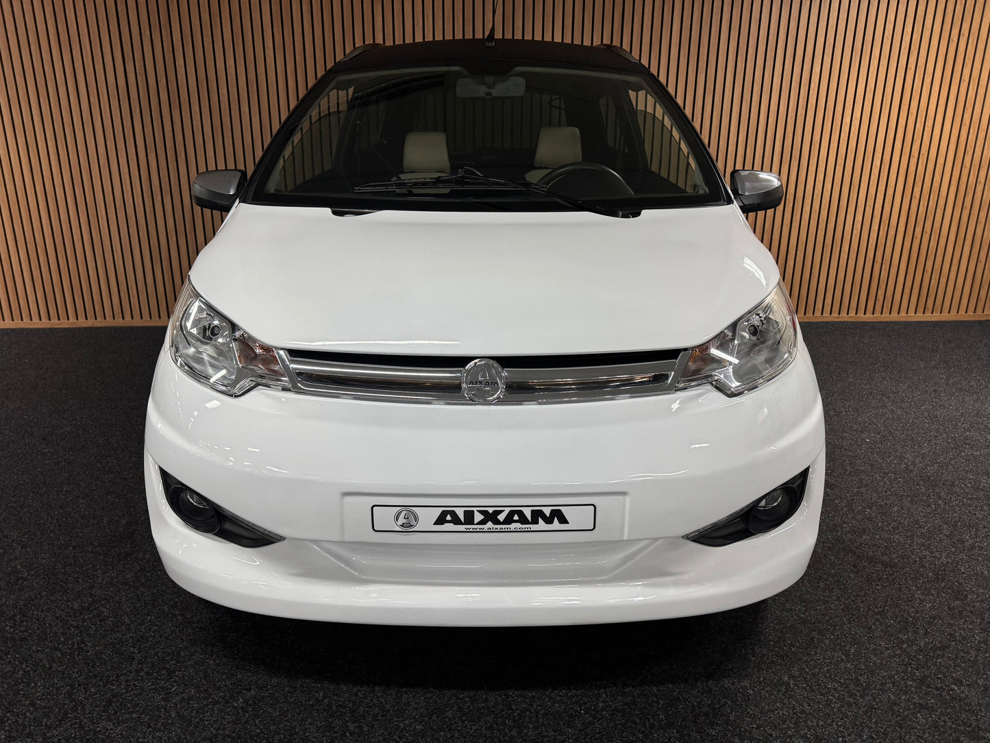 Aixam Crossover Sport XXL | Kubota Motor | 45 km/h | Innerhalb 250 KM Kostenlose Lieferung | Mopedauto | Leichtmobile