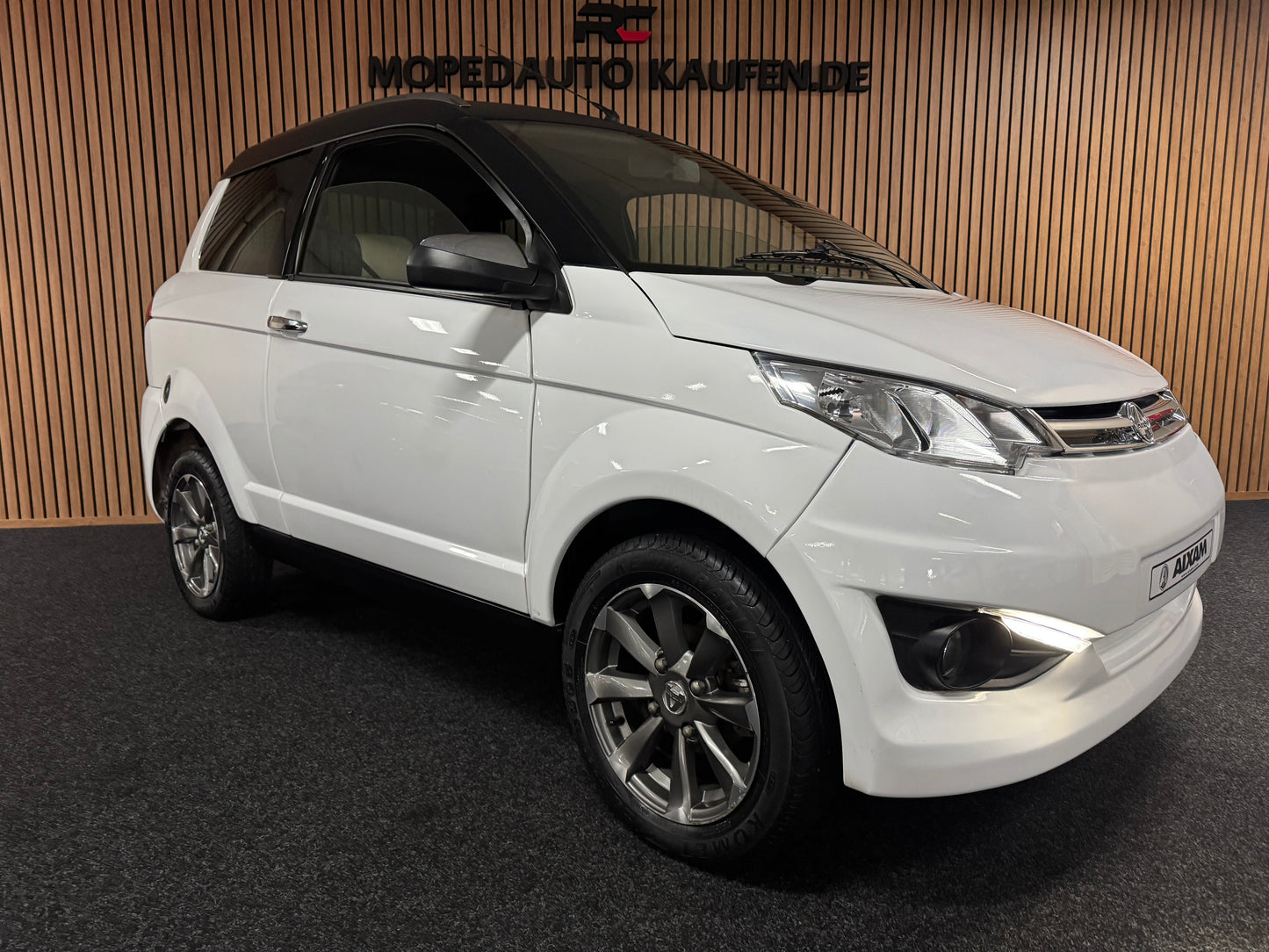 Aixam Crossover Sport XXL | Kubota Motor | 45 km/h | Innerhalb 250 KM Kostenlose Lieferung | Mopedauto | Leichtmobile