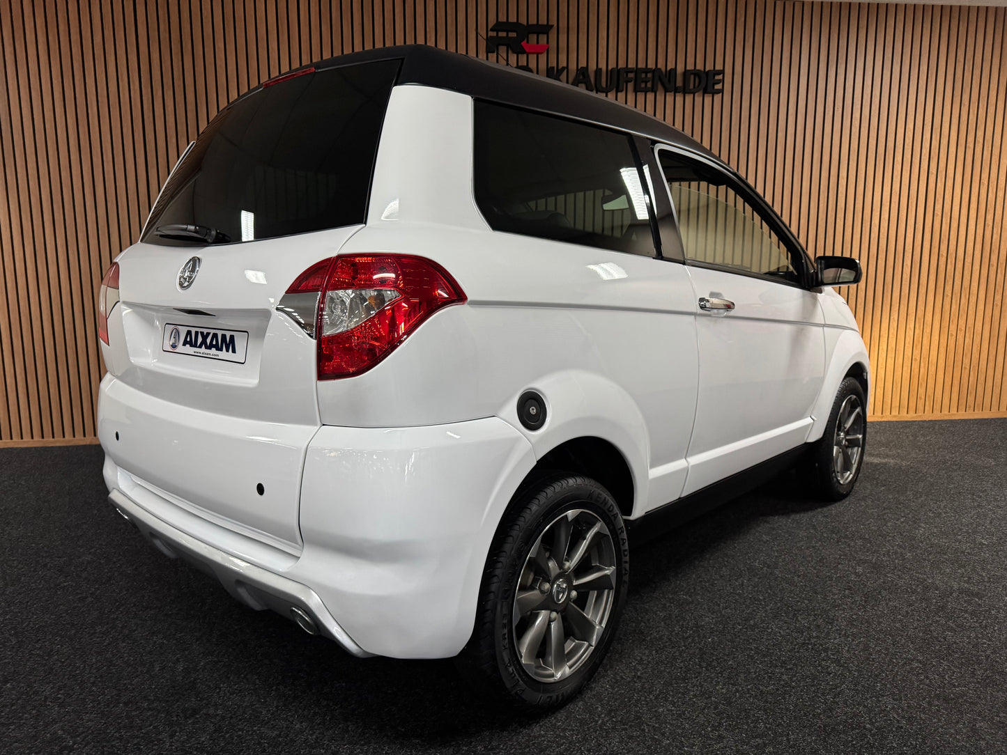 Aixam Crossover Sport XXL | Kubota Motor | 45 km/h | Innerhalb 250 KM Kostenlose Lieferung | Mopedauto | Leichtmobile