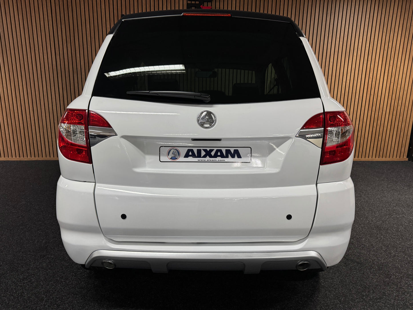 Aixam Crossover Sport XXL | Kubota Motor | 45 km/h | Innerhalb 250 KM Kostenlose Lieferung | Mopedauto | Leichtmobile