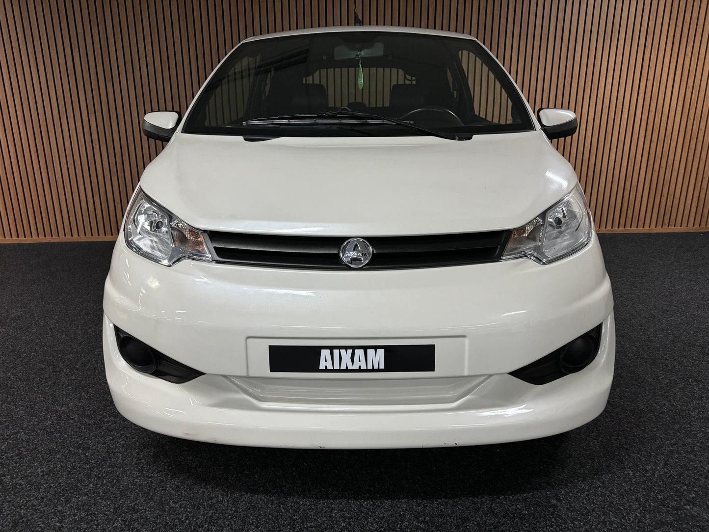 Aixam City Pack Luxe | Multi-Media | Kubota Motor | 45 km/h | Innerhalb 250 KM Kostenlose Lieferung | Mopedauto | Leichtmobile